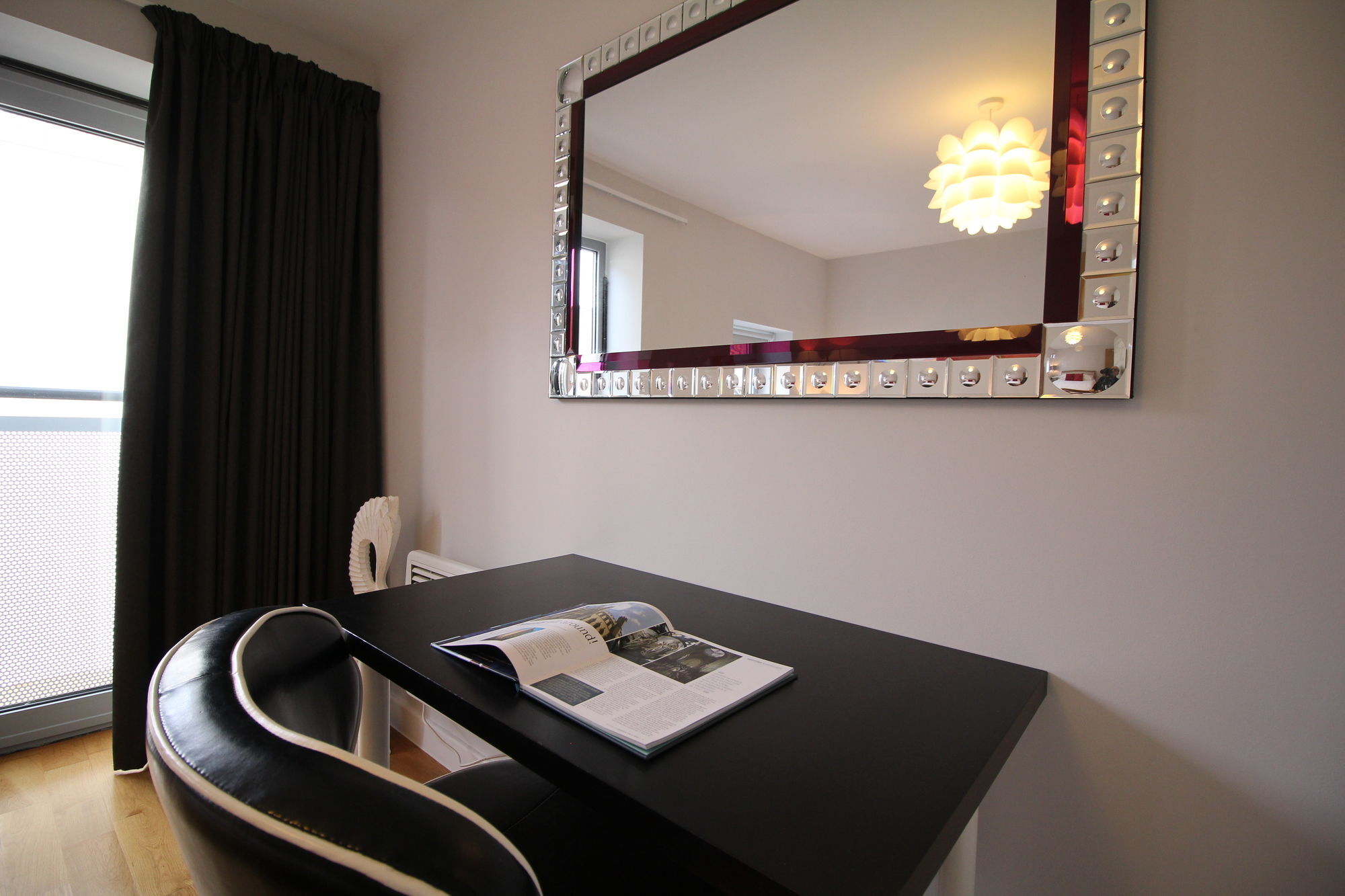 Lux Living Apartments - Roman House Cambridge  Exterior photo