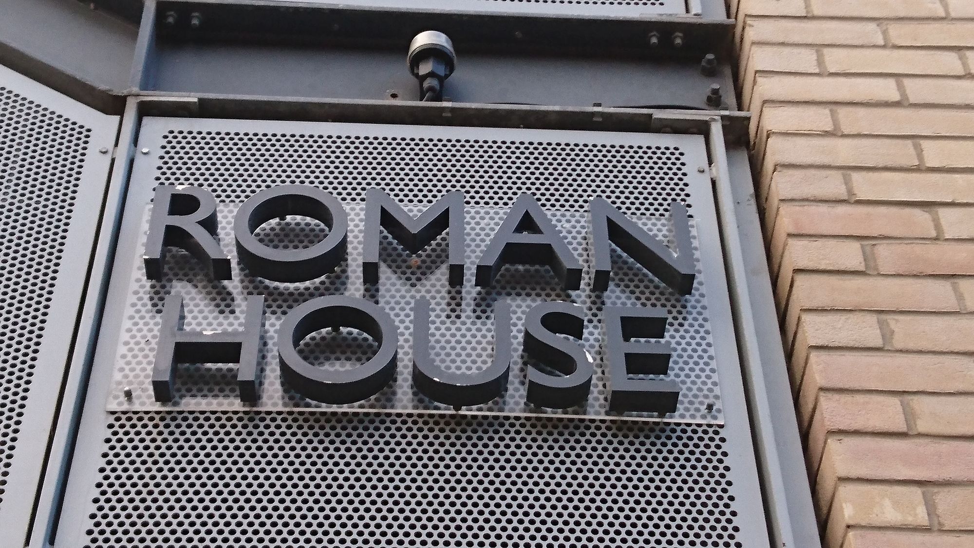 Lux Living Apartments - Roman House Cambridge  Exterior photo